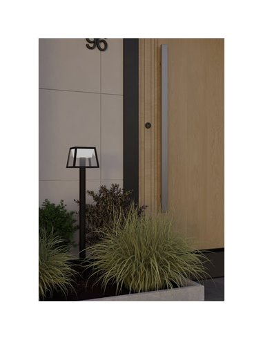 Lámpara solar LED con pico a la tierra con sensor de movimiento ALTILIA, 7,5W 790LM 3000K, IP44