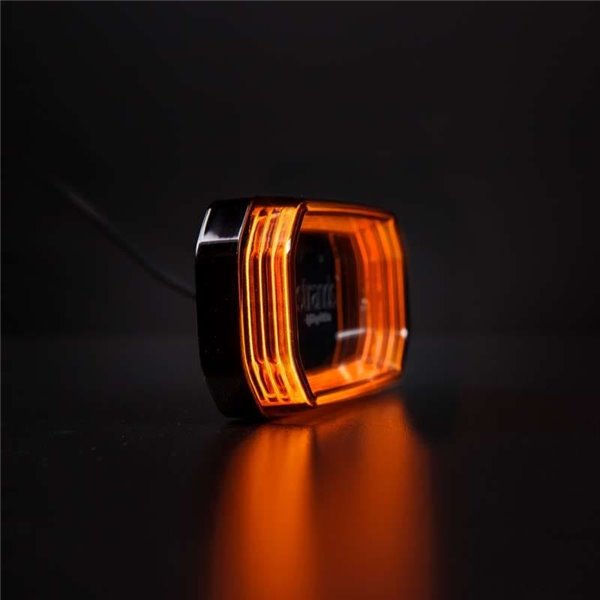 Luz lateral LED ámbar FOR9T SCALE, diseño lineal innovador, 3,5W, 6000K, cable, 116,5x54x22 mm