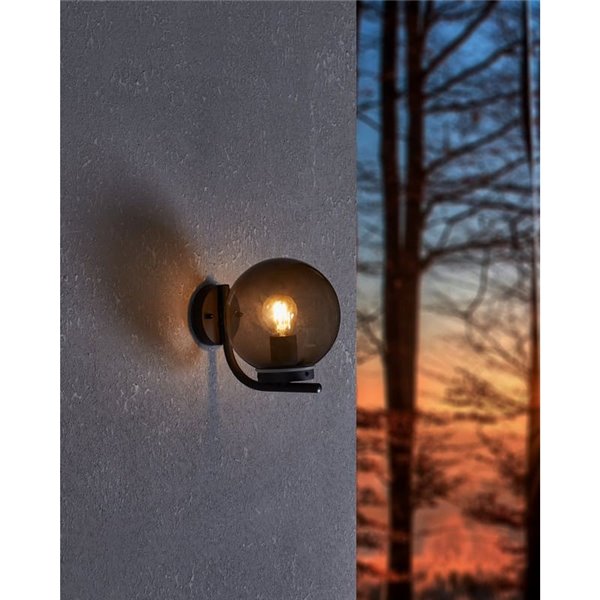 Luminária de parede externa TAVERNA, com estrutura em aço preto e cúpula em plástico preto transparente, E27, IP44