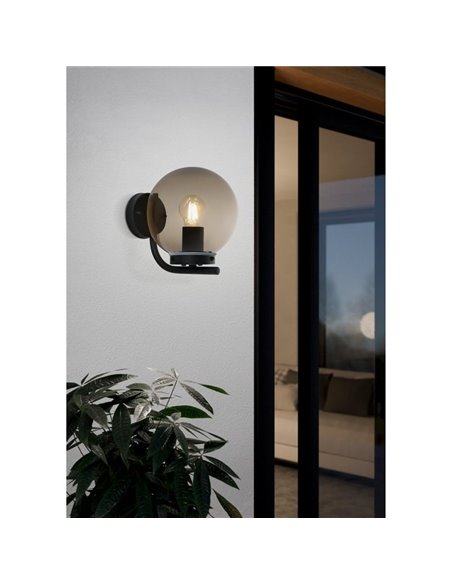 Aplique de exterior TAVERNA, con estructura de acero negro y cúpula de plástico negro transparente, E27, IP44