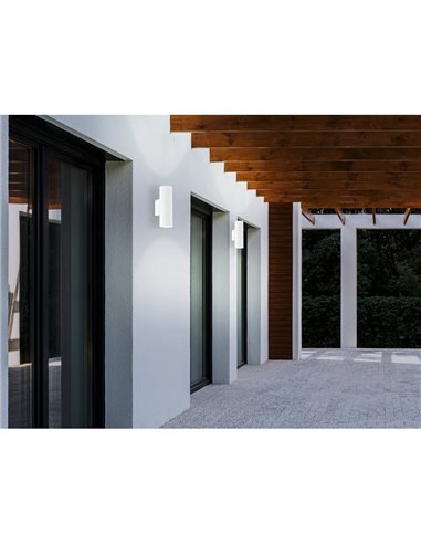 Aplique LED cilíndrico exterior RIGA, blanco con montaje en esquina, 2x2,8W 500Lm 3000K, IP44