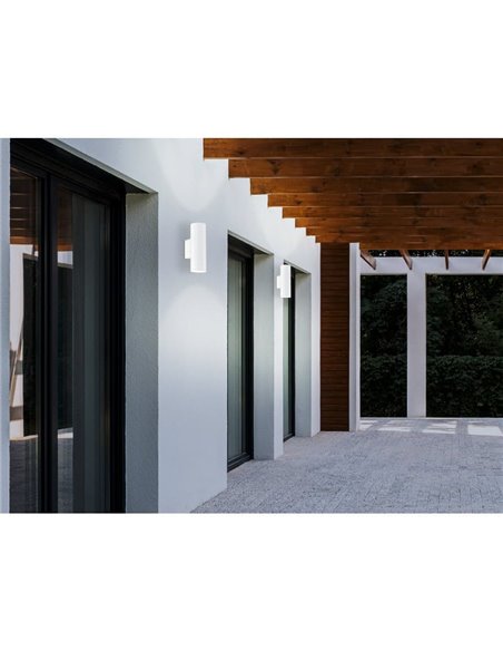 Aplique LED cilíndrico exterior RIGA, blanco con montaje en esquina, 2x2,8W 500Lm 3000K, IP44