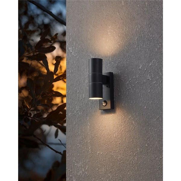 Aplique LED exterior RIGA 5, doble luz y sensor de movimiento, 2x2,8W 500Lm 3000K, IP44
