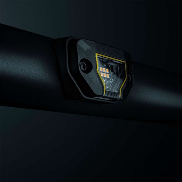 Projecteur de travail LED ambré UNITY ROCK, pour surfaces planes ou courbes, 5,2 W, 340 lm, IP69K