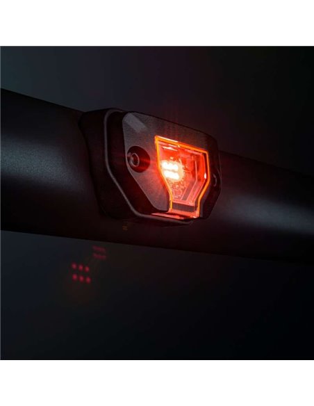 Luz de trabajo LED UNITY ROCK rojo, para superficies planas o curvas, 5W 200Lm, IP69K