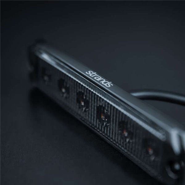 Luz LED de posición rojo DARK KNIGHT SM6, con lente super oscura, 3,3W 120x8x28mm, R148