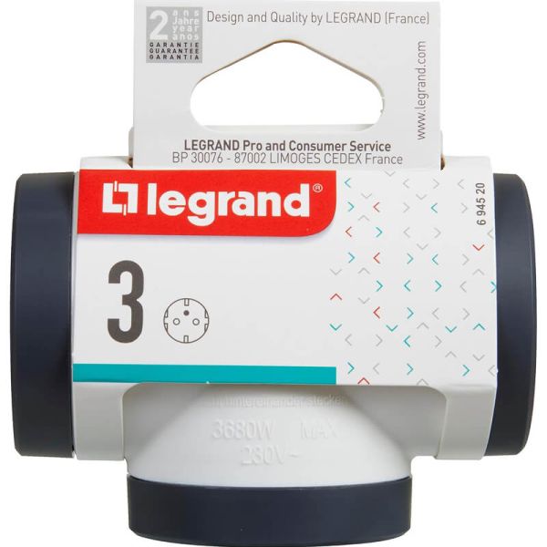 Adaptador Triple Legrand 3 Tomas 2P+T Entrada Lateral – 16A 230V | Blanco y Negro 694520