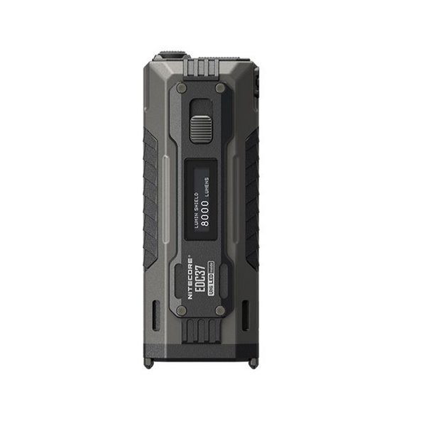 Lampe LED tactique EDC37 8000 lm OLED USB-C IP54 portée 420 m avec LUMIN SHIELD™