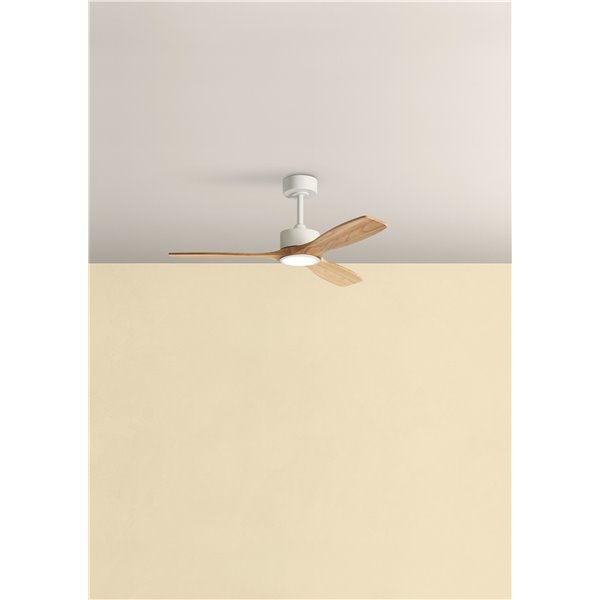 Ventilateur de plafond LED SANTORINI 21 W, Ø 112 cm, blanc et bois, moteur 30 W CC, télécommande