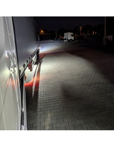 Barre de manœuvre pour camion avec lampe LED CRP1 12 V/24 V 2 200 lm IP67/IP69K homologuée R148