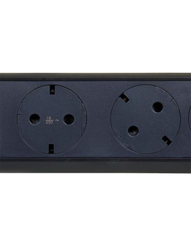 Détail du socle multiple fixe et rotatif Legrand avec 3 prises 2P+T et interrupteur, 1,5 m, noir