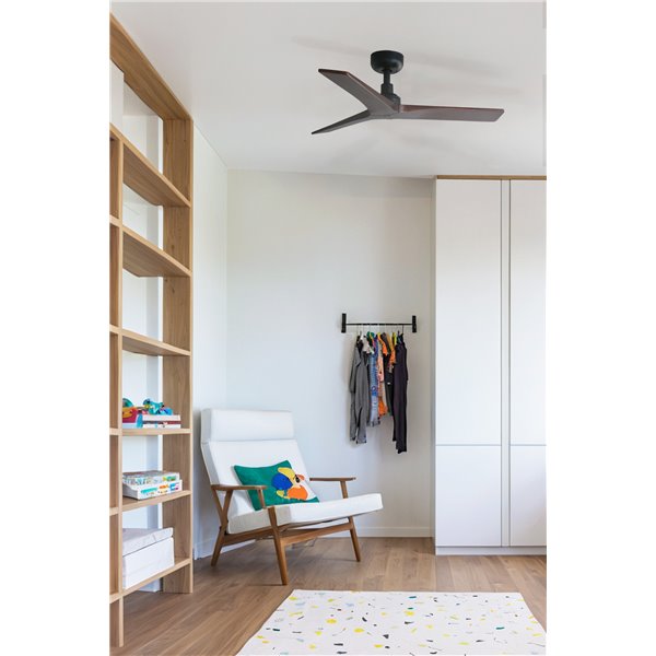Ventilador sin luz KLIM S negro palas madera FSC nogal/roble, Ø925mm, con mando y app inteligente TUYA, 28W, E27