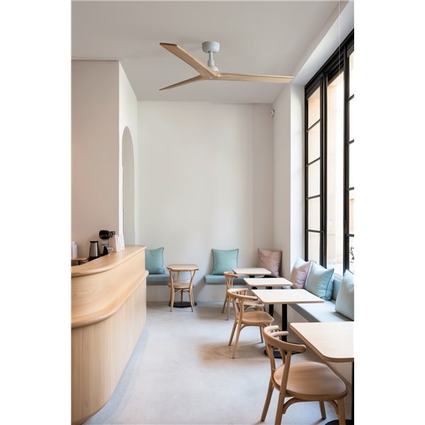 Ventilateur KLIM M blanc sans lumière, pales en chêne clair, 35W, Ø1250mm, avec télécommande et application TUYA