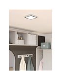 Plafón LED de superficie FUEVA 6 para baño, cromo 150×150mm, 6,3W 720Lm, CCT (2700K-4000K-6500K), IP44