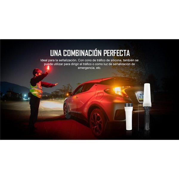 Linterna táctica multicolor FREYR 1.750Lm, 360m alcance, RGB, IPX8 y recargable