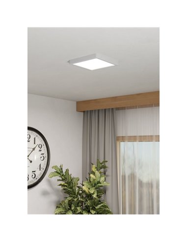 Plafonnier LED intelligent carré blanc FUEVA 6-Z 220 x 220 mm, 10,5 W, 1 600 lm, RGB+CCT (2 700 K-6 500 K)