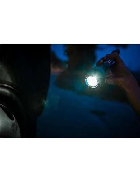 Linterna de emergencia LED OSRAM LEDguardian® Saver Light Plus 105 lm 6500K, 2×AA, imán, cortacinturón y martillo