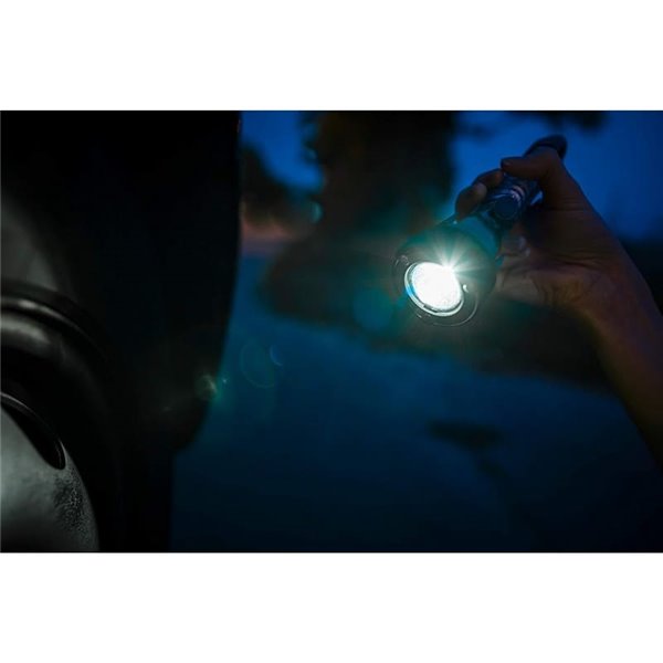 Linterna de emergencia LED OSRAM LEDguardian® Saver Light Plus 105 lm 6500K, 2×AA, imán, cortacinturón y martillo