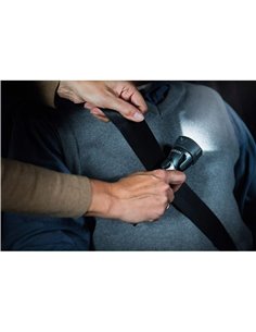 Linterna de emergencia LED OSRAM LEDguardian® Saver Light Plus 105 lm 6500K, 2×AA, imán, cortacinturón y martillo 2