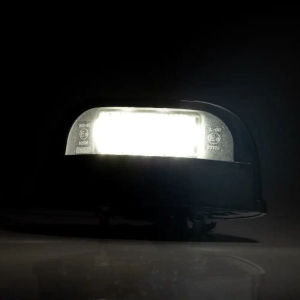 Éclairage de plaque d'immatriculation à LED avec câble FT-260 Fristom Light | LeonLeds