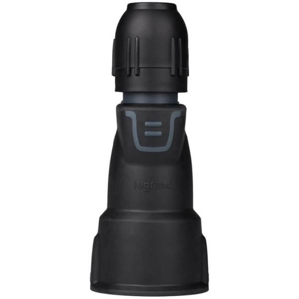 Base de enchufe 2P+T 16A IP44 de caucho negro con prensaestopas salida recta