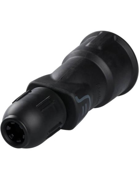 Base de enchufe 2P+T 16A IP44 de caucho negro con prensaestopas salida recta