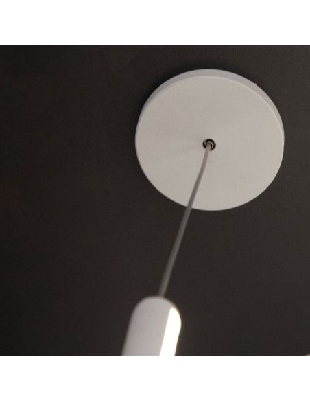 Lámpara de pie Vertical 7352 7351 negro blanco Mantra moderna detalle florón | LeonLeds