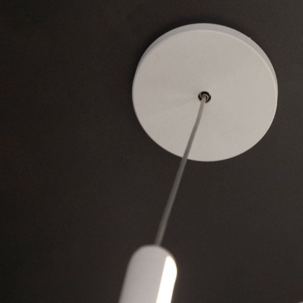 Lampadaire vertical 7352 7351 Mantra moderne noir et blanc avec détails en rosace | LeonLeds