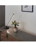 Lámpara de sobremesa LED 11W TORCH negra ambiente | LeonLeds