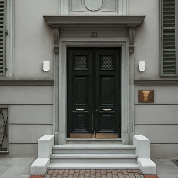 Applique d'extérieur verticale KANDANCHÚ 6515, ambiance Mantra | LeonLeds