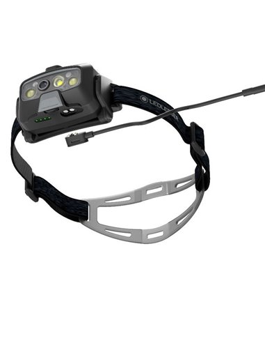 Frontal LED HF8R CORE 1600Lm 210m alcance, enfoque automático, recargable 3700 mAh IP68 Negro 