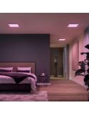 Panel LED inteligente Surimu Philips Hue WA Cuadrado blanco en una habitación