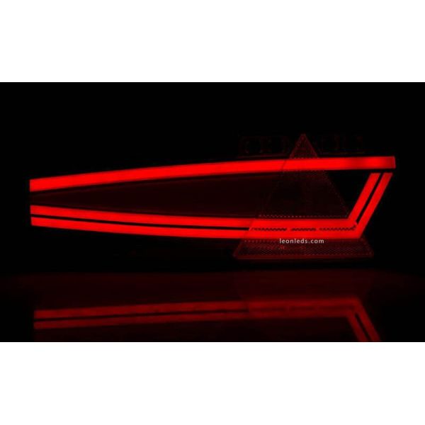 Feu arrière triangulaire à LED 7 fonctions Mavic avec éclairage réfléchissant et feu de position latéral IA SM1 F1 AR 2a S1 R1