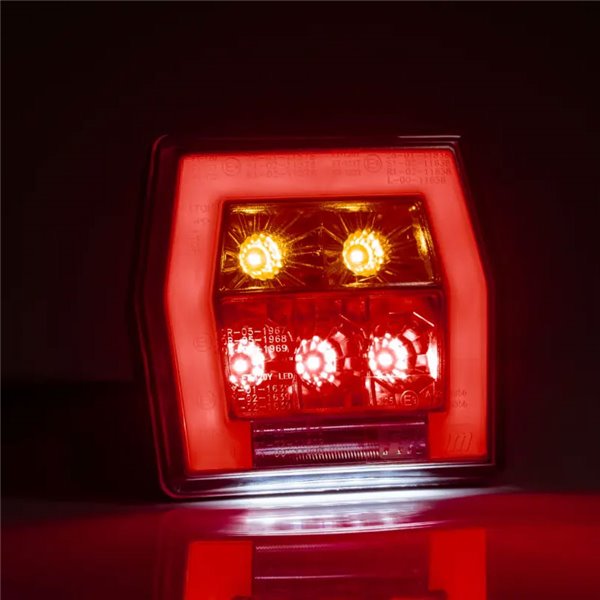 Piloto trasero LED universal FT-120 T BAJONET 5 pin, 4 funciones 12–36V IP68