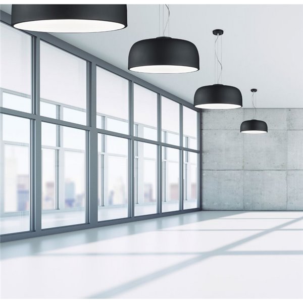 Lampe suspendue au plafond noire