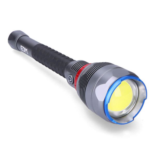 Linterna LED recargable 23000 lm con zoom e indicador de carga USB-C | Power Bank | 5 modos de luz | Largo alcance IP67