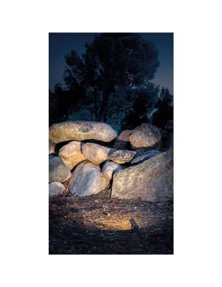 Projetor LED para exterior SKIP MEDIUM, ângulo de feixe de 29º, 5,5 W IP65 cinza ou ferrugem em 2700 K ou 3000 K 620 lm/660 lm