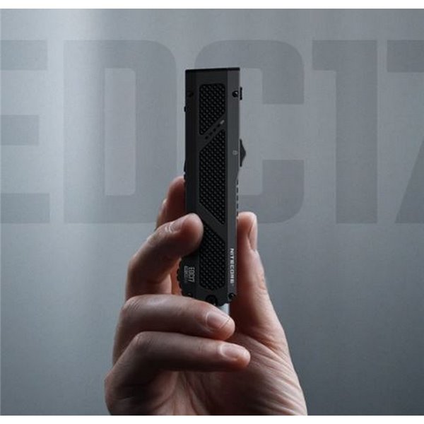 Linterna láser EDC17 ultra compacta 1500 lm, 230m alcance, UV 1350 mW y láser verde IPX7