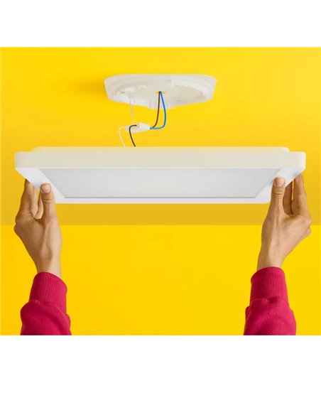 Luminária de teto quadrada inteligente WiZ LED 12W branca, 30x30cm 1600lm, dimerizável 2200-6500K RGB