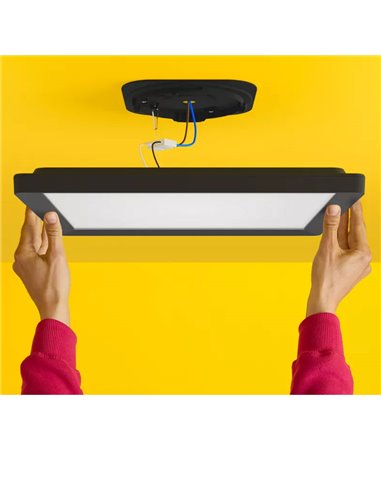 Plafón cuadrado LED inteligente WiZ 12W negro, 30x30cm 1600Lm, regulable 2200-6500K RGB