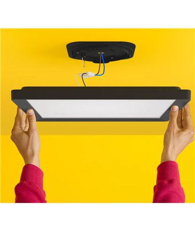 Luminária de teto quadrada inteligente WiZ LED 17W preta, 40x40cm 2200lm, dimerizável 2200-6500K RGB