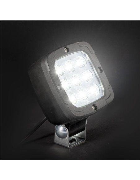 Farol LED de trabalho FT-036 15W 1800Lm 6000K, 12–36V, IP68 ADR, EMC R10