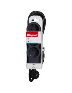 Base múltiple Legrand de 3 tomas 2P+T 16A 230V con cable 3 m y diseño plano acabado negro