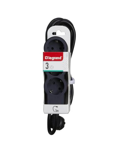 Legrand 3 tomadas múltiplas 2P+T 16A 230V com cabo, design plano de 3m, acabamento preto