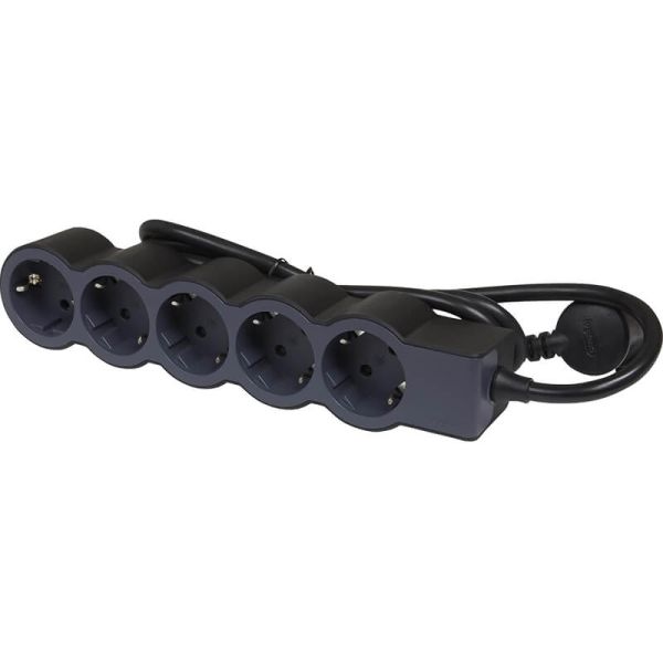 Base múltiple Legrand de 5 tomas 2P+T 16A 230V con cable 3 m y diseño plano Legrand