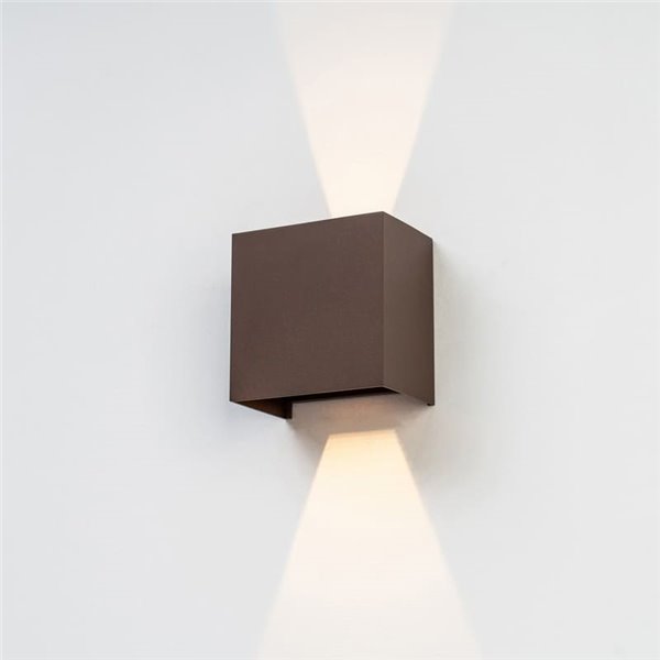 Applique murale extérieure carrée LED DAVOS XL 15x15cm en acier Corten, 2x10W 3000K 1830Lm, IP65