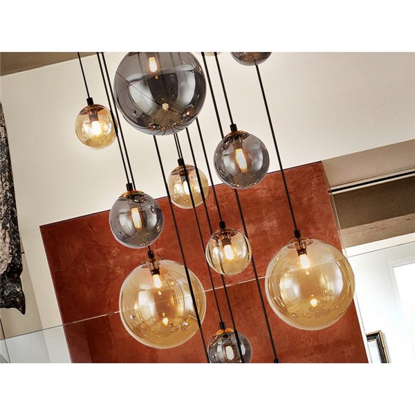 Luminária de teto pendente G9 DARK com 14 lâmpadas e cúpulas esféricas, altura máxima de 500 cm, IP20.