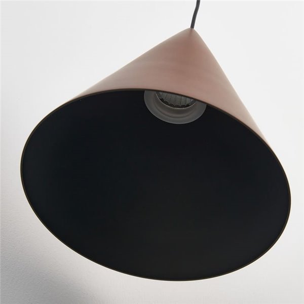 Luminária de teto pendente cônica de LED, 10W, cone de cobre Ø18cm, 3000K, design moderno e dimerizável por TRIAC.