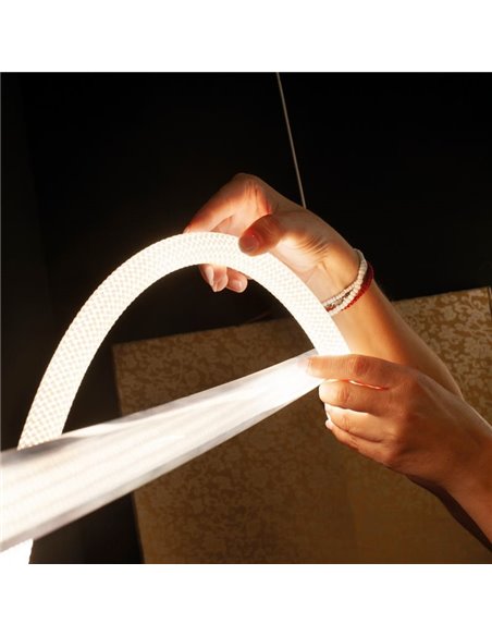 Lámpara Colgante con barra horizontal LED y manguera flexible de luz FUGAZ, 145,5cm de largo 38W 3000K oro