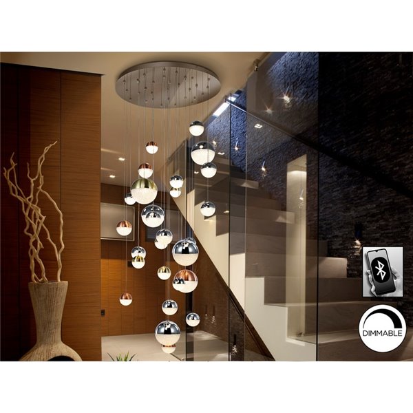 Luminária de teto SPHERE com 27 LEDs, 147,6 W, 10330 lm, dimerizável, cromada.